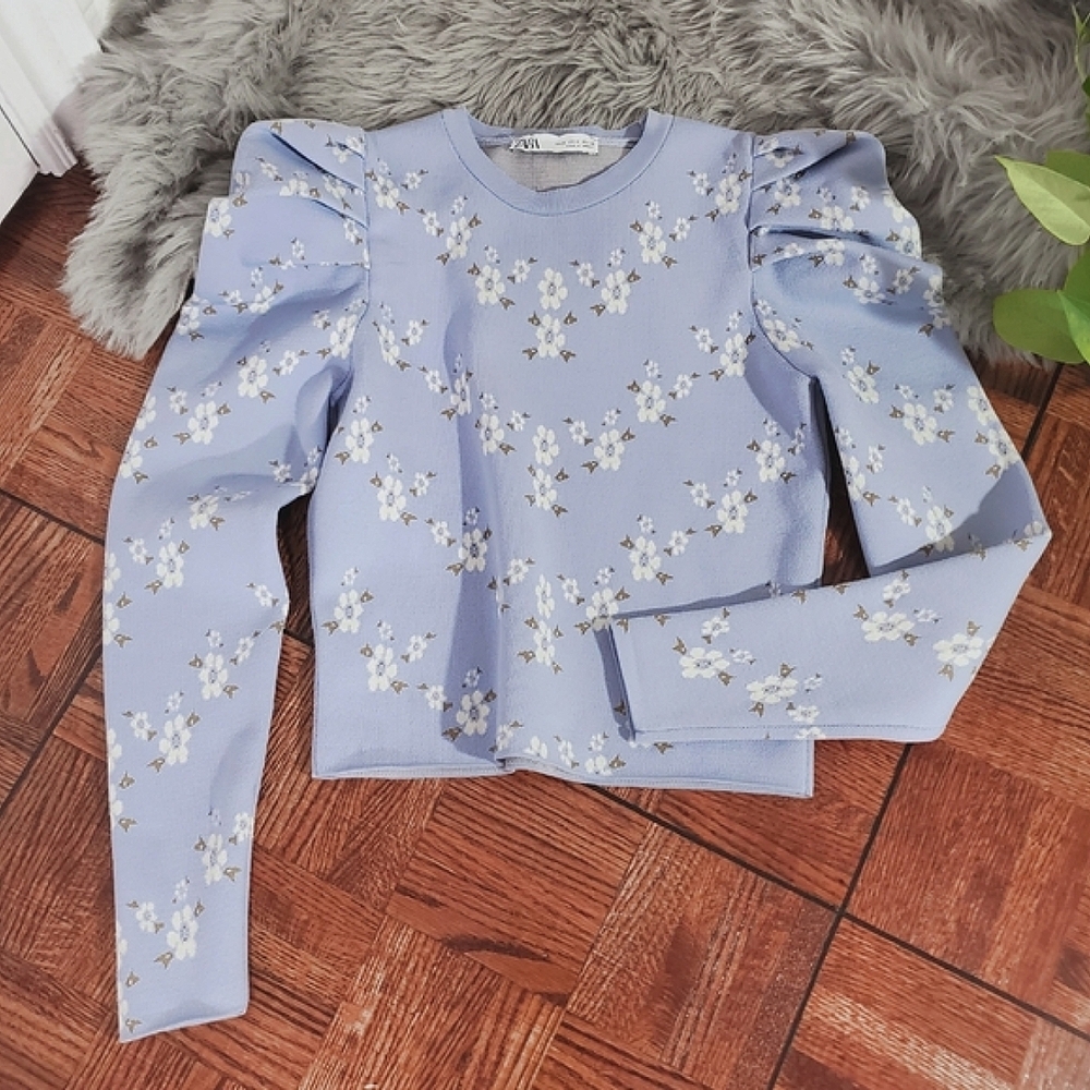 Rare ZARA Chic Frenchcore Retro Puff Shoulder Sweater With Floral Design